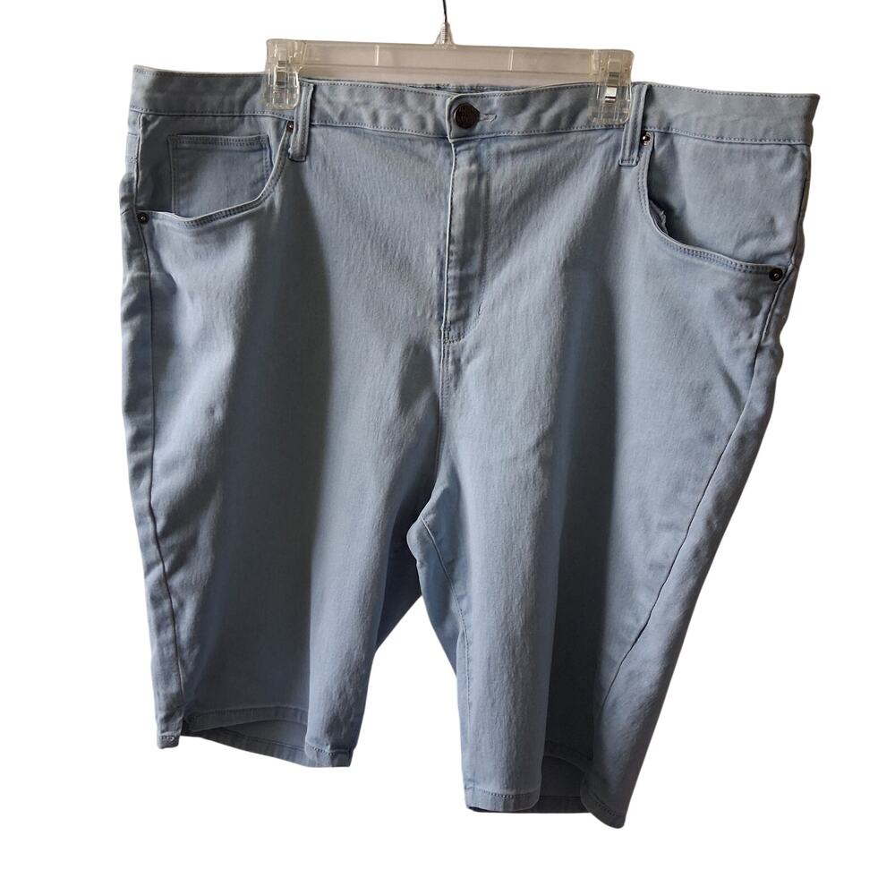 Hybrid & Company Women Light Blue Jeans Stretch Summer Casual Bermuda Shorts-24